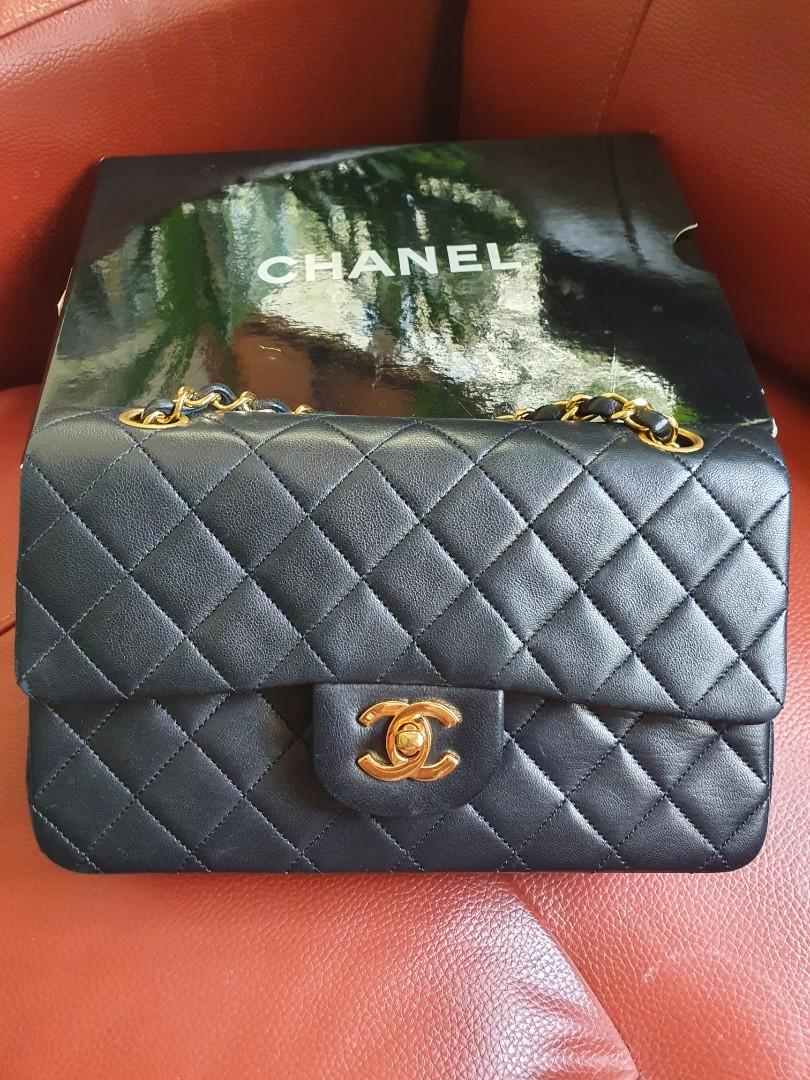 AUTHENTIC CHANEL Medium 10 Classic Flap Bag  Luxury Bags  Wallets on  Carousell