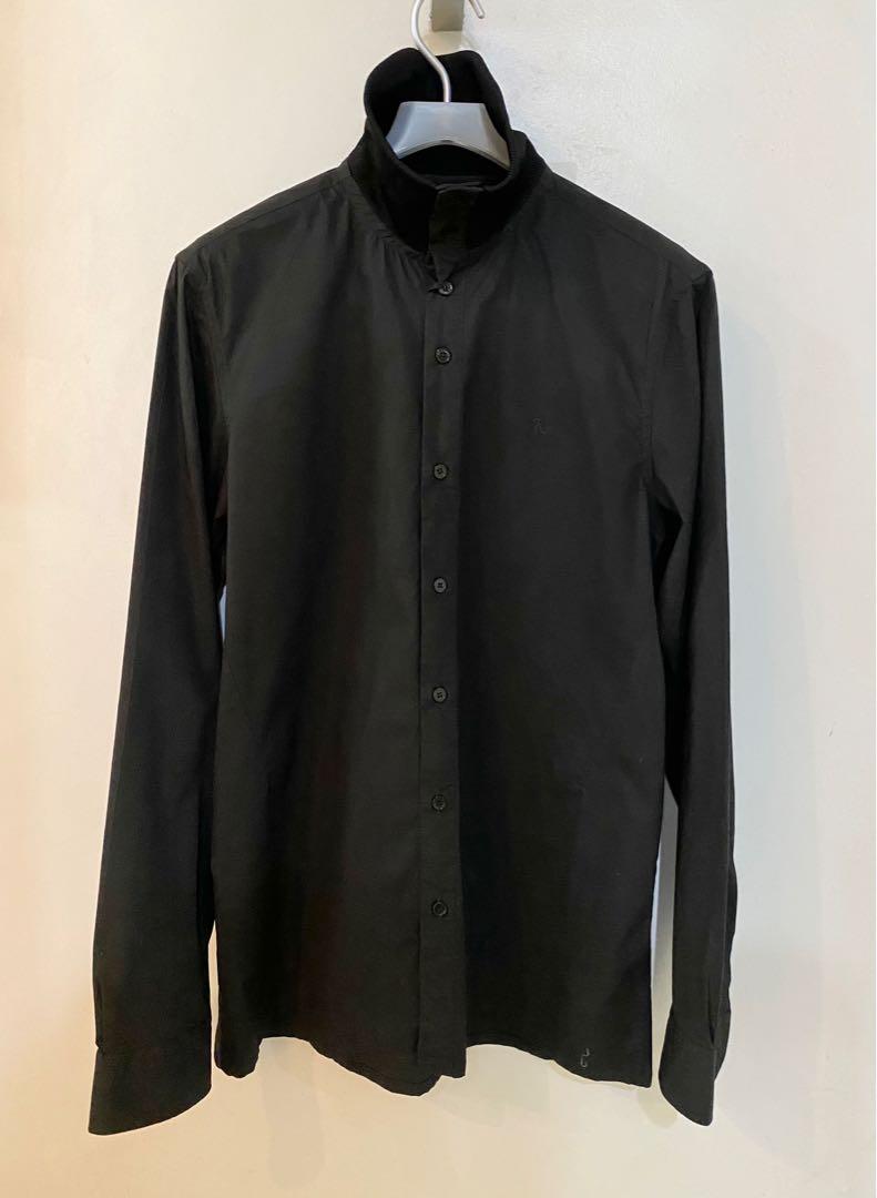 Raf Simons Long Sleeves Shirt (Category: Formal Shirts) located in Pasig City. Submitted by capsulecollection (Listing ID 1164440095, Image 3). Description: Raf Simons black long sleeves shirt with 3-way collar. .