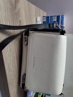 （分類：）位於 。 由 cwk0988 提交（商品編號 1164499367，圖片 1）。簡介： 。