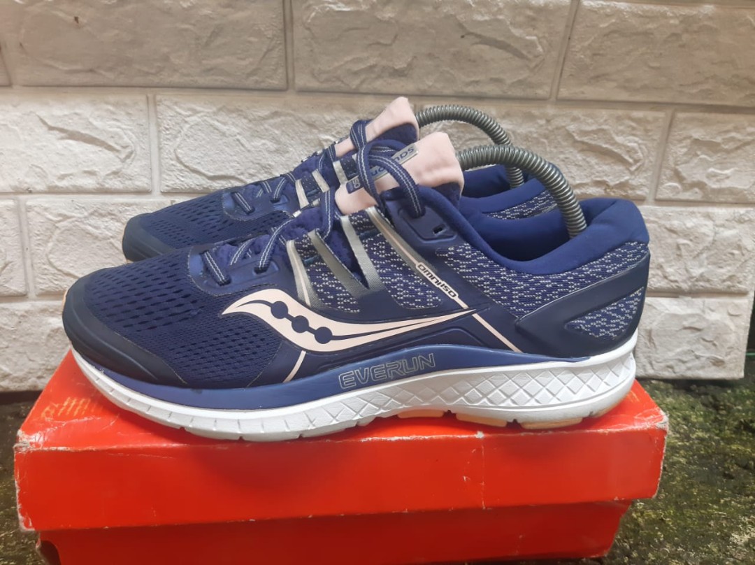 Sepatu Saucony Omni Iso 19 Sepatu Saucony Men's Omni Sepatu