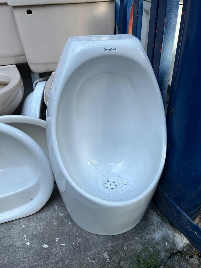 Second Hand Toilet Bowl, Furniture & Home Living, Bathroom & Kitchen