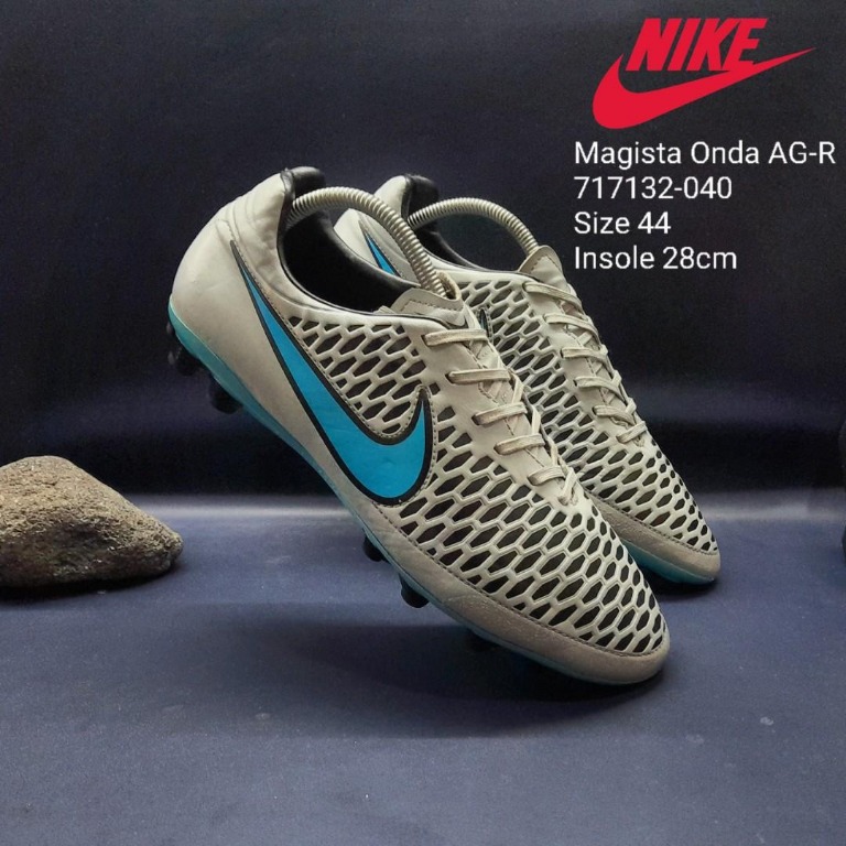 Sepatu Bola Nike 717132 040 Magista Onda AG R Size 44 Olah Raga Perlengkapan Olahraga Lainnya di Carousell