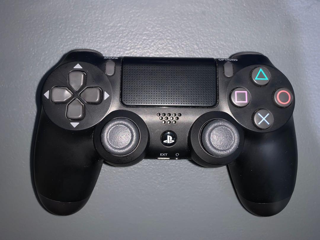 Sony PlayStation 4 DUALSHOCK 4 V2 Wireless Controller (DS4) (BUNDLE