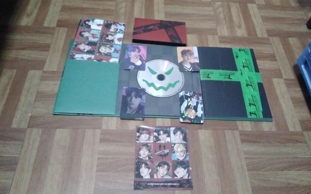 Stray Kids Christmas Evel Album (Category: CDs & DVDs) located in Quezon City. Submitted by laz1602 (Listing ID 1164595804, Image 3). Description: For whole set: PHP 1200 For photocards: PHP 200 (per pc) For set without photocards: PHP 500 NOTE: Cover of the Photo Album has some slight damage Payment Method: Gcash or Cash Delivery: Grab (or PM for suggestions) Meet-ups: QC or Manila Area (PM for suggestions) PM for more pictures and details.