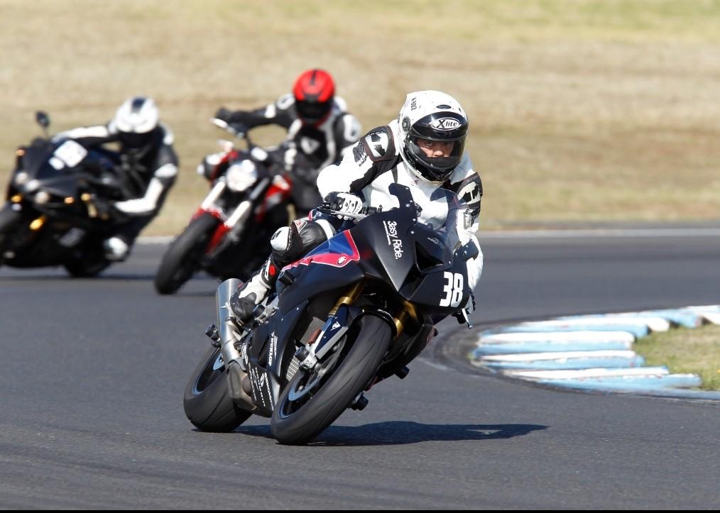 Race leathers outlet
