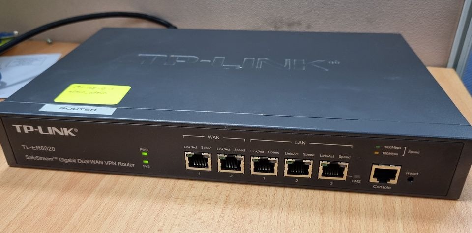 TP-Link TL-ER6020 SafeStream Gigabit Multi-WAN VPN Router 