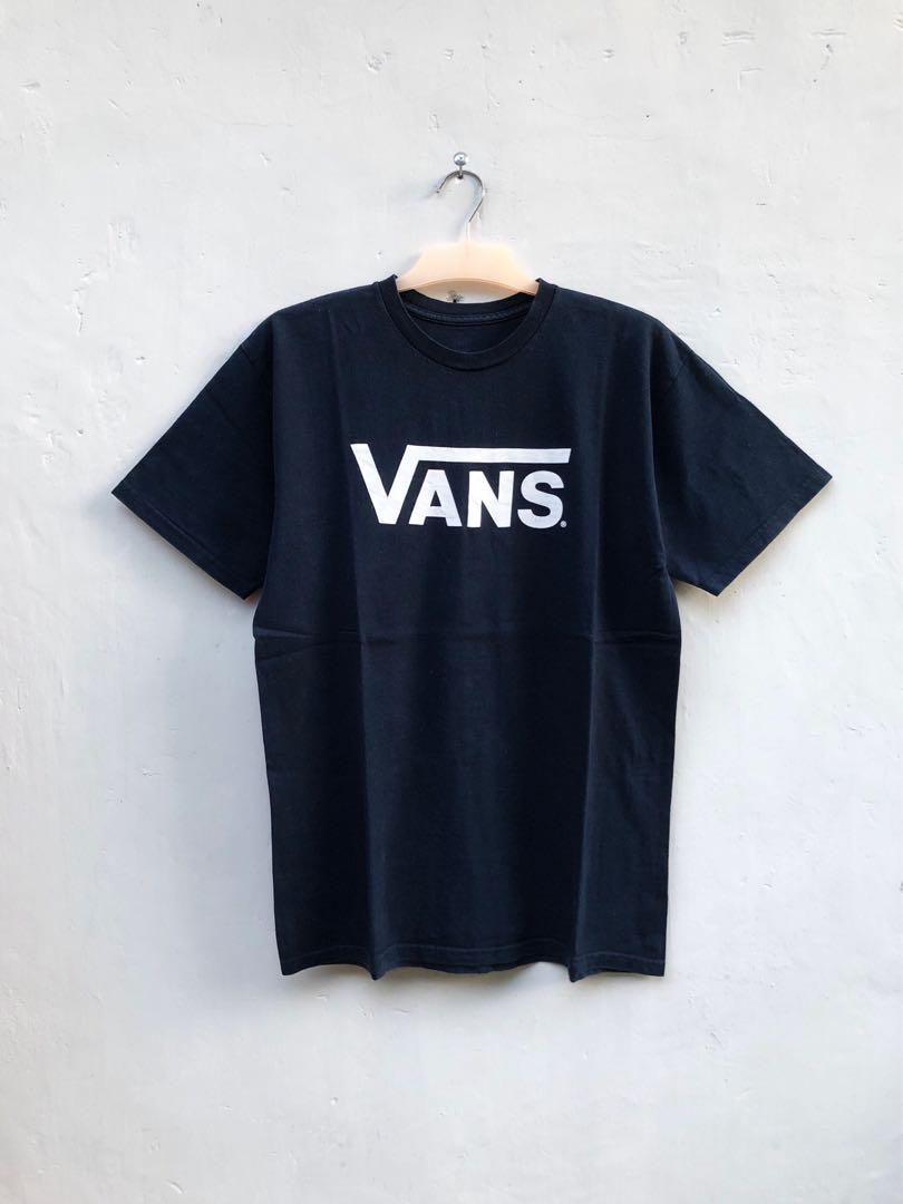 Vans Logo Tee, Fesyen Pria, Pakaian 