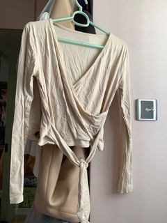 （分類：）位於 。 由 bforbaebae 提交（商品編號 1164672190，圖片 1）。簡介： 。