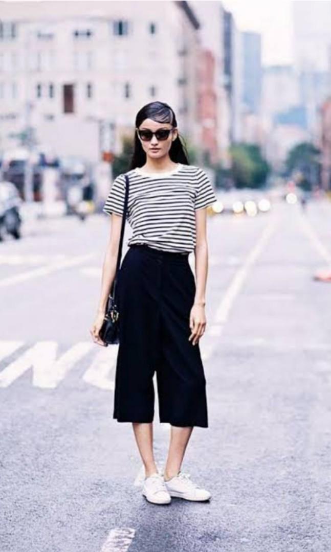 Culotte black stripes top, Capri pants | Cropped Pants Outfits Ideas - How  To Wear Crop Pants | Crop Pants Outfit, ,