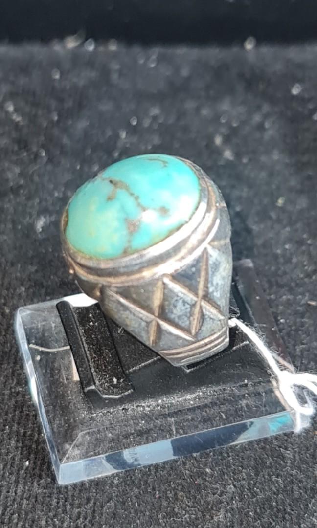 Turquoise with silver veins online