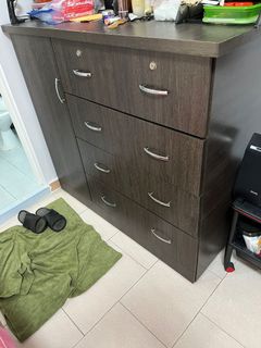 (Category: ) located in . Submitted by ecronier (Listing ID 1164699234, Image 1). Description: .