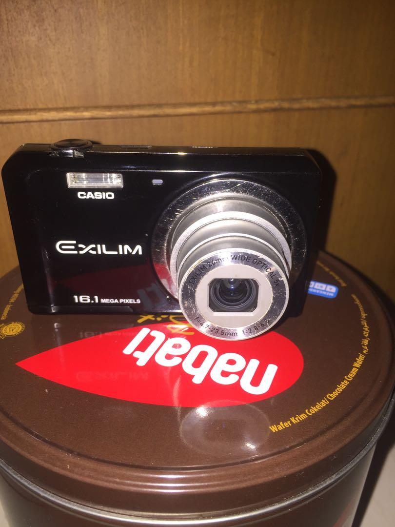Camera digital casio exilim N78