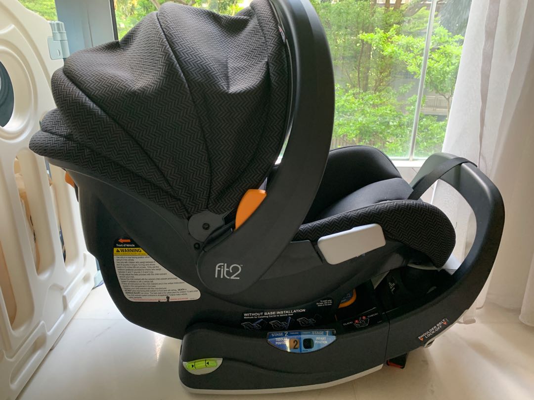 Chicco fit2 infant car seat Babies Kids Going Out Car Seats