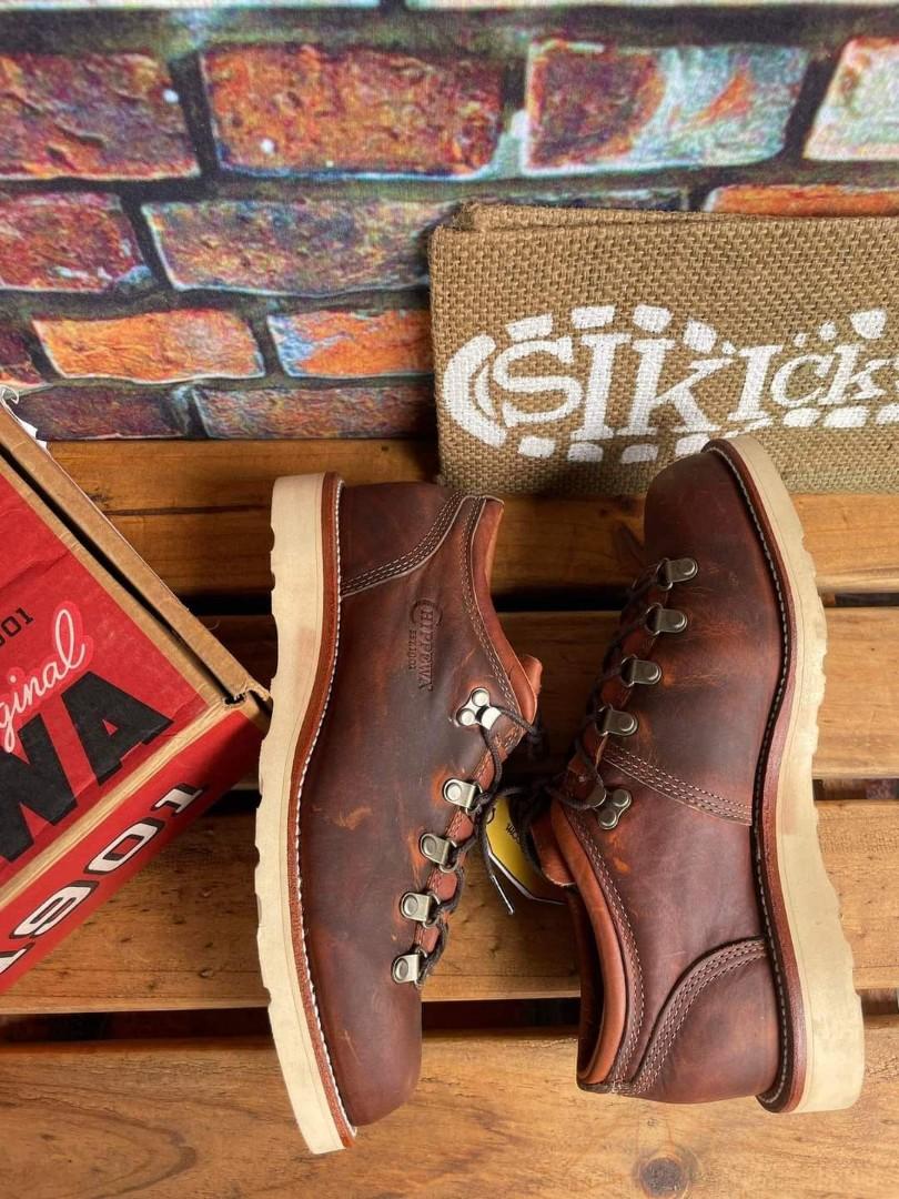 Chippewa tan boots top