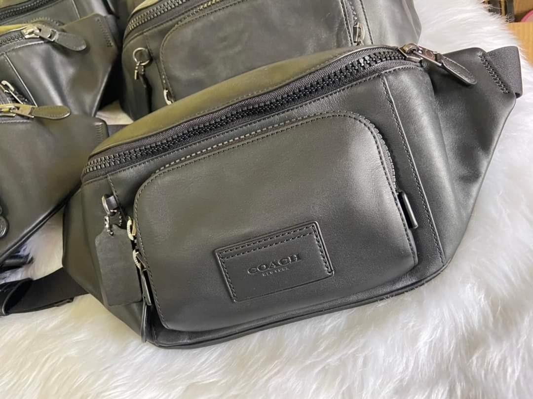 ⭕️Coach Track Beltbag (Category: Luxury Bags & Wallets) located in Caloocan City. Submitted by maiyasluxurybagshoppe (Listing ID 1164715258, Image 1). Description: ⭕️Coach Track Beltbag 7️⃣4️⃣9️⃣0️⃣.