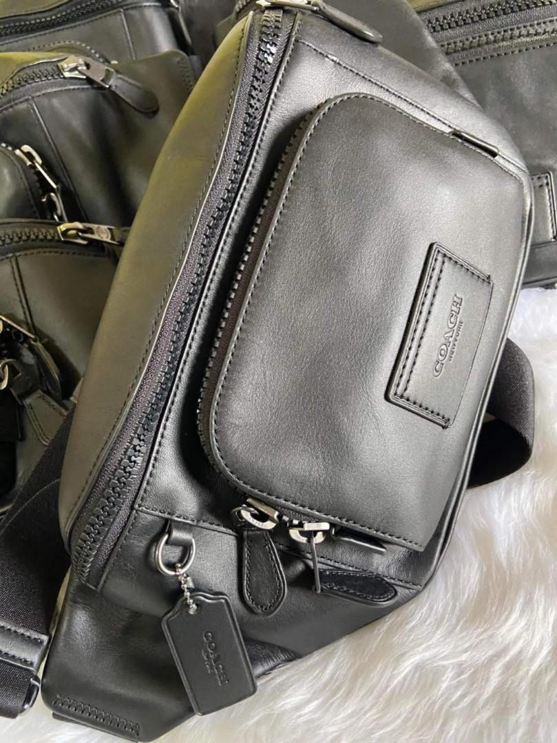 ⭕️Coach Track Beltbag (Category: Luxury Bags & Wallets) located in Caloocan City. Submitted by maiyasluxurybagshoppe (Listing ID 1164715258, Image 3). Description: ⭕️Coach Track Beltbag 7️⃣4️⃣9️⃣0️⃣.