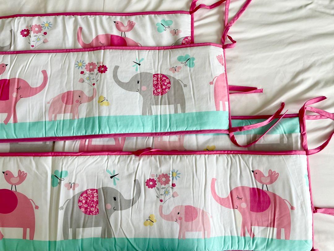 Elephant bumper set top