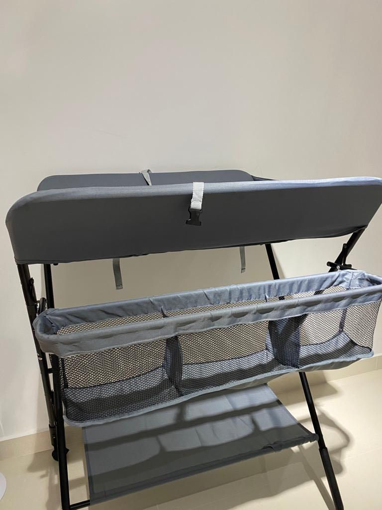 Diaper changing stand, Babies & Kids, Bathing & Changing, Other Baby