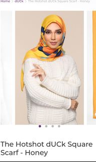 (Category: ) located in . Submitted by rh.wardrobe (Listing ID 1164638667, Image 1). Description: .