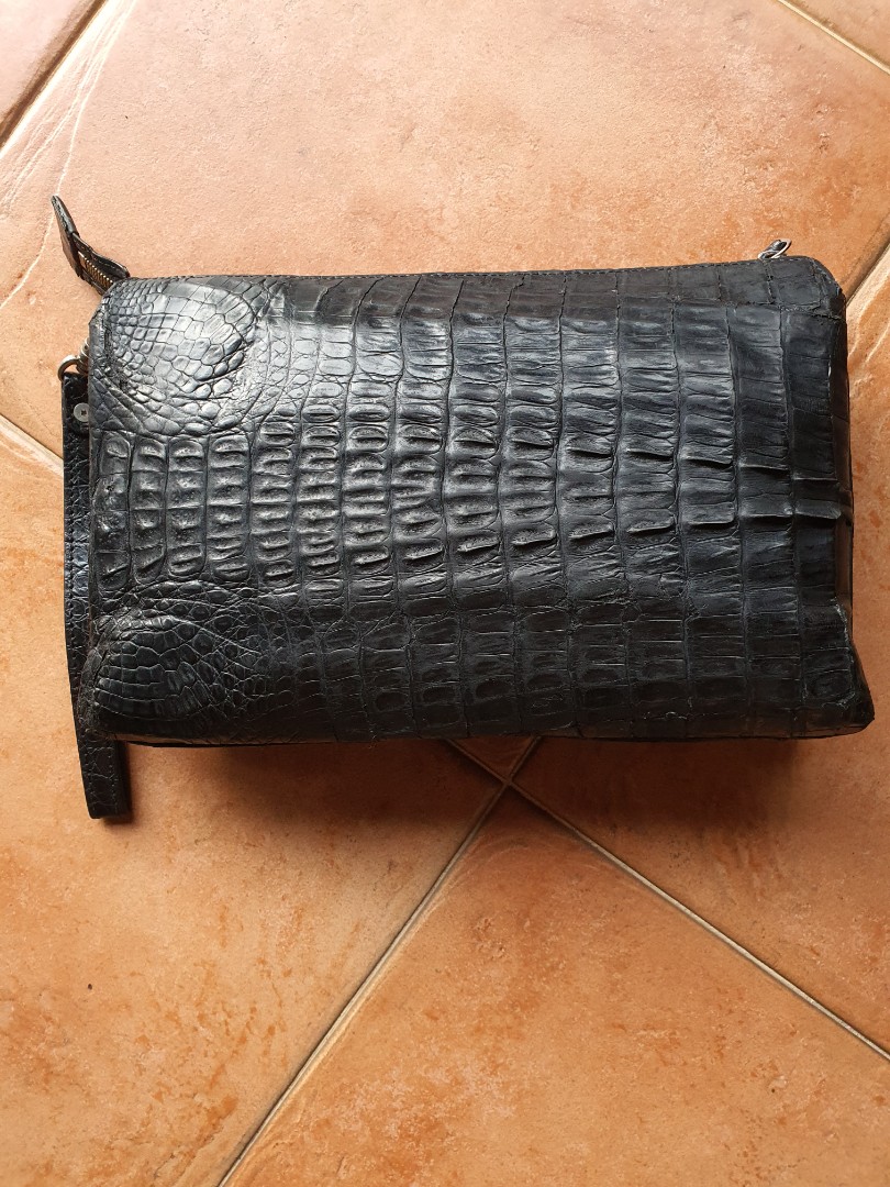 SOLD. 2 Vintage (1940s era) Alligator Leather Purses | Heritage  Collectibles of Maine
