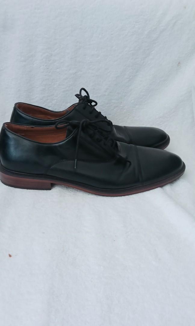 Goodfellow shop dress shoes
