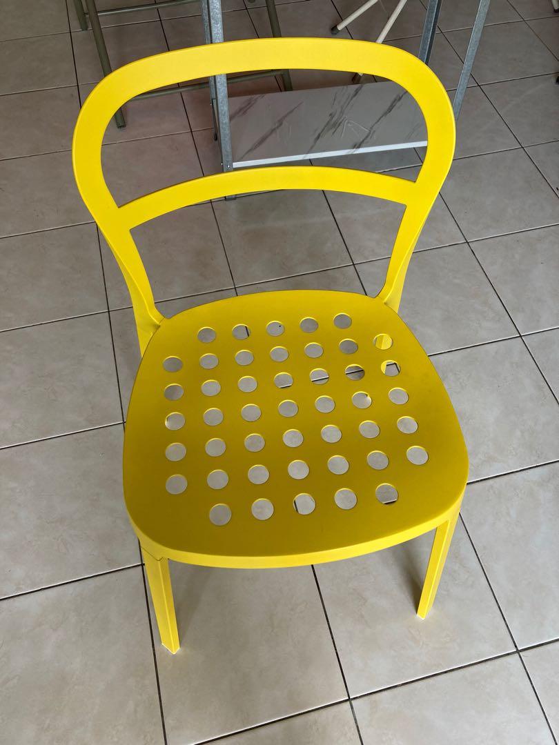 Ikea coffee table and 2 chairs, Furniture & Home Living, Kitchenware