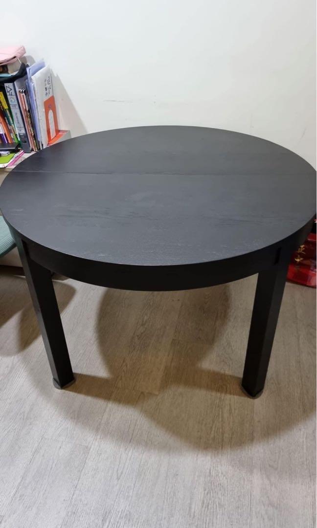 IKEA extendable Dining Table (Category: Tables & Sets) located in Singapore. Submitted by tragicwaves (Listing ID 1164837748, Image 1). Description: Original price, $349 Selling price, $50 (Can Negotiate la!) Also self pick up @ punggol. Still in superb condition, 9/10 with socks to cover the table legs. Max. length: 65 3/8 “ Height: 29 1/8 “ Diameter: 45 1/4 “.