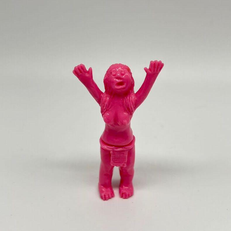 Jrampage sofubi （分類：設計師玩具及盲盒）位於 Hong Kong。 由 bbadgiik1124 提交（商品編號 1164066798，圖片 1）。簡介： 無頭卡的。