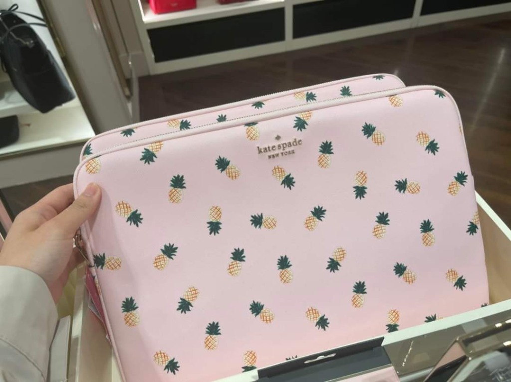 Kate Spade Laptop Sleeve, Computers & Tech, Parts & Accessories, Laptop  Bags & Sleeves on Carousell