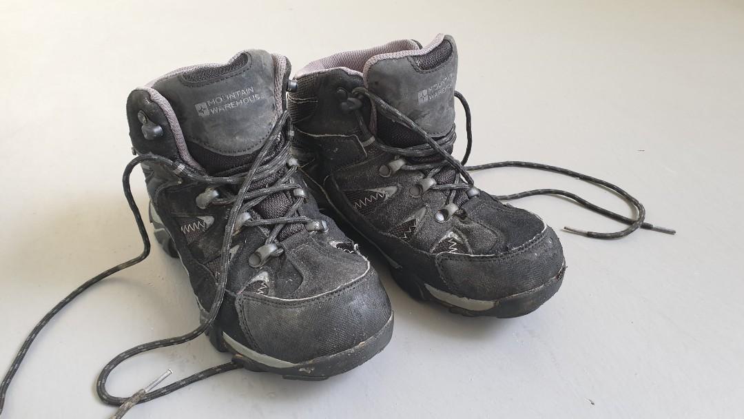 Kids hiking boots size 36 lightly used Sports Equipment Hiking