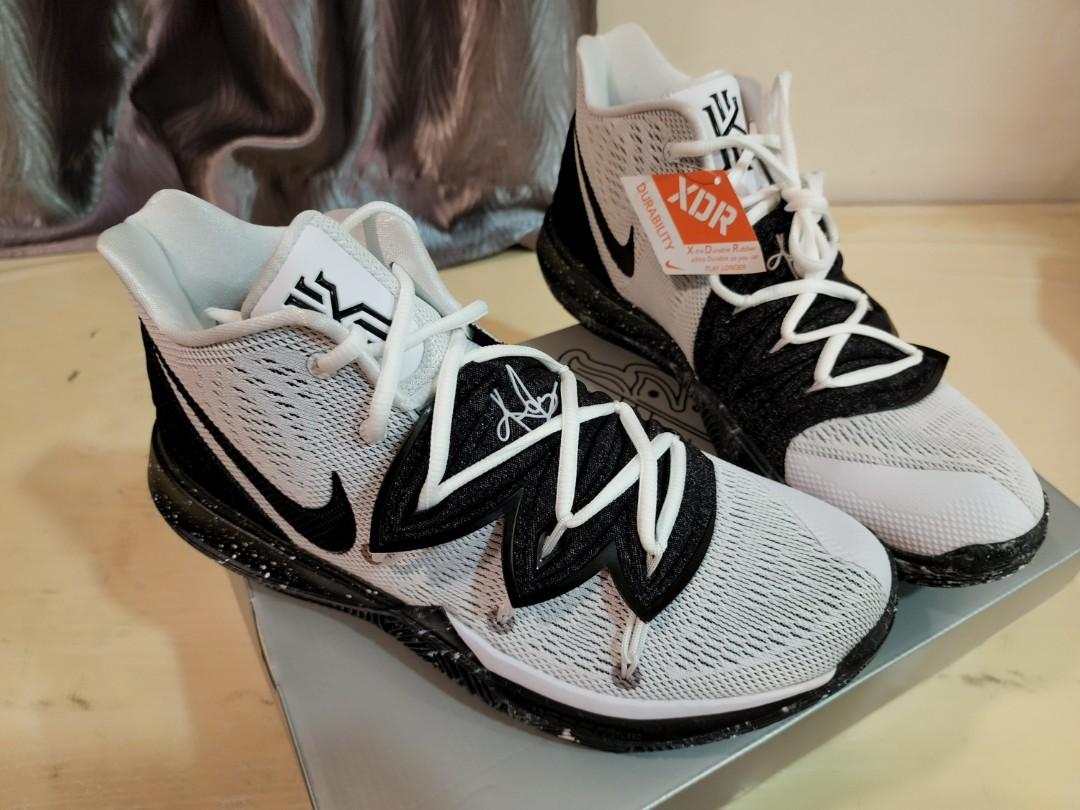 Kyrie 5 oreo shop kids