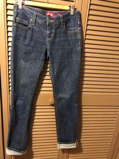 Levi jeans size 8