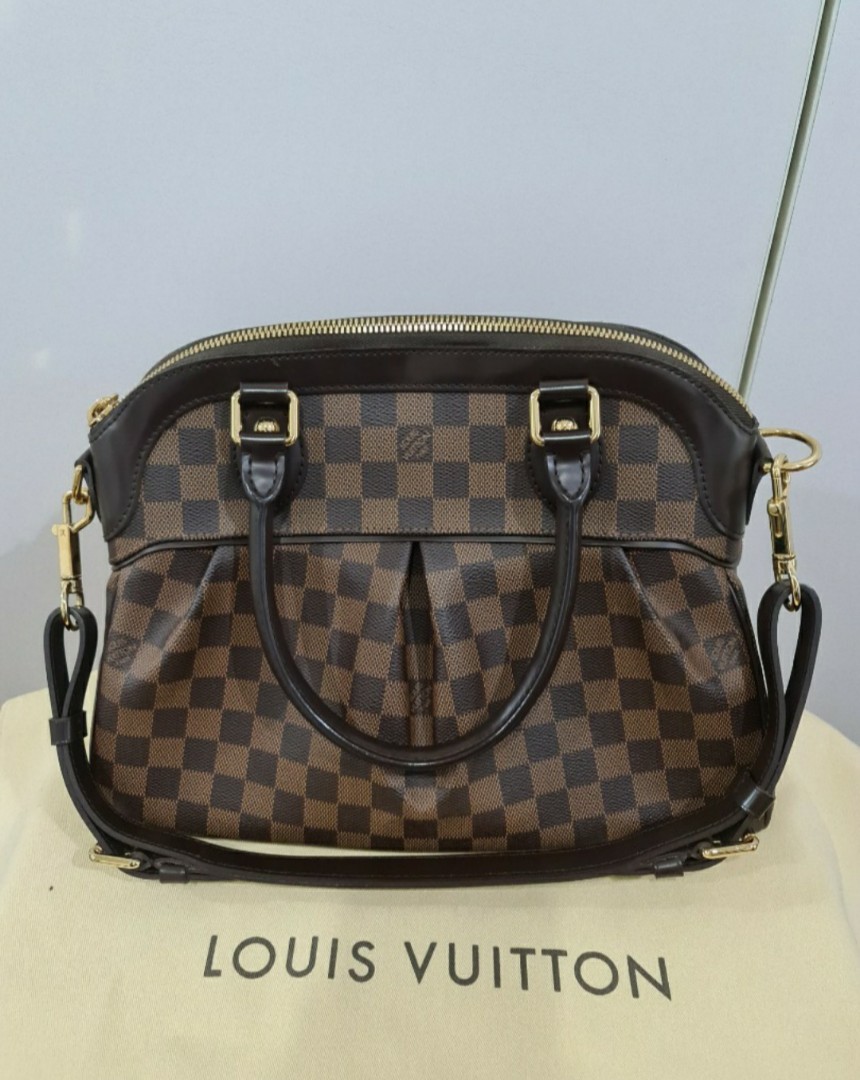 Louis Vuitton Damier Trevi PM (RUSH), Luxury, Bags & Wallets on Carousell