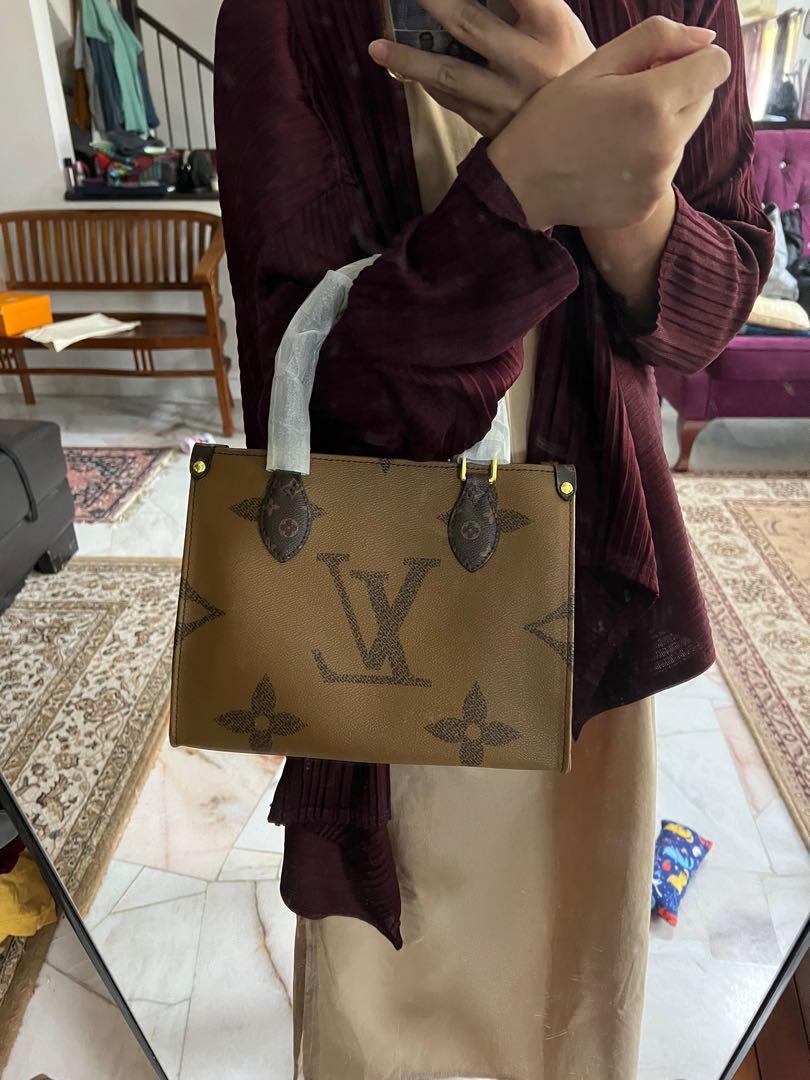 Lv two tone handbag/tote bag, Women's Fashion, Bags & Wallets, Tote Bags on  Carousell