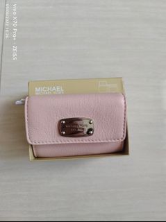 （分類：）位於 。 由 Buy_Get 提交（商品編號 1164721576，圖片 1）。簡介： 。