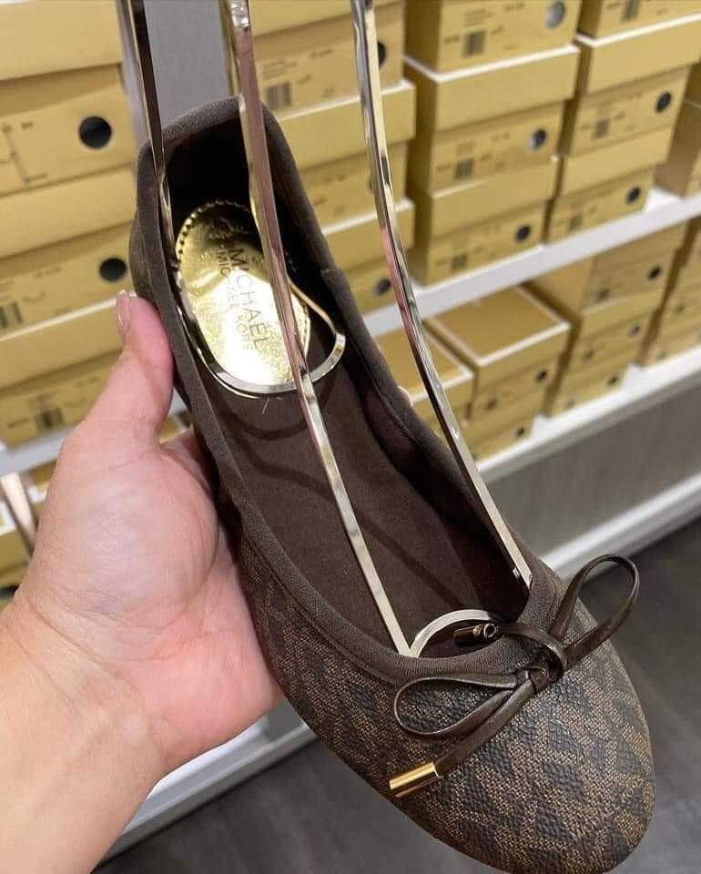 Mk ballet flats sales