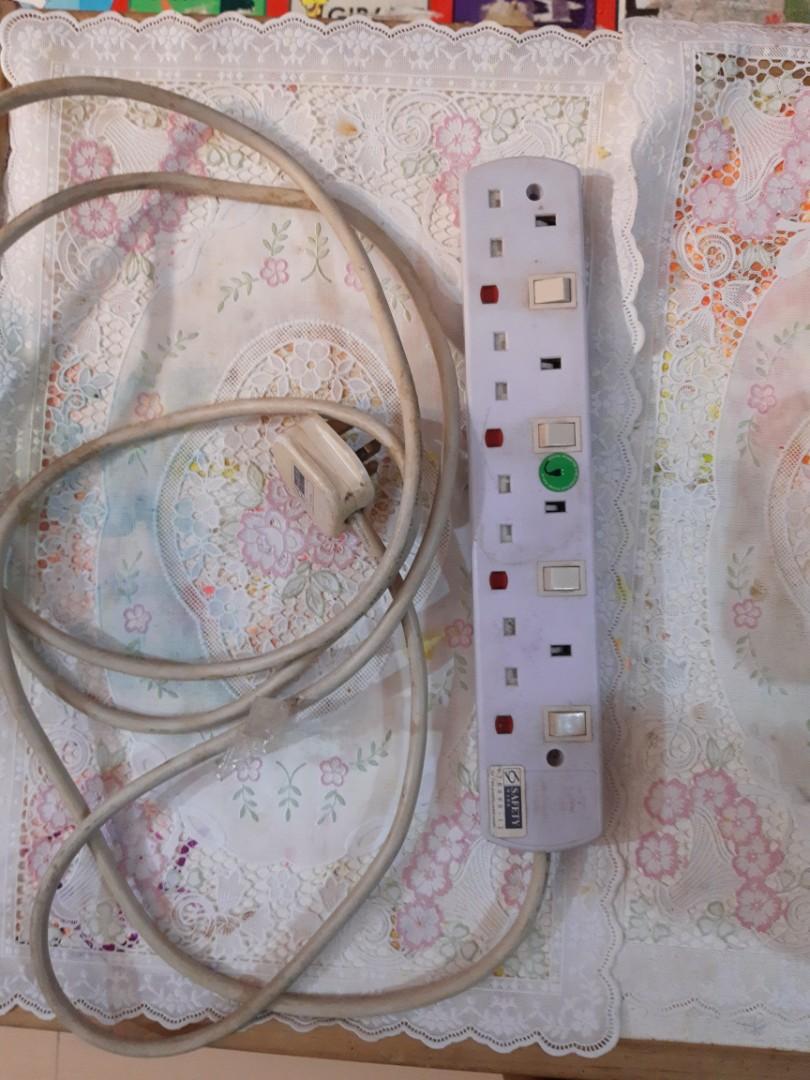 MULTIPLE extension sockets (Category: Electrical, Adaptors & Sockets) located in Singapore. Submitted by gdalapati (Listing ID 1164767959, Image 1). Description: electrical 4 pin extension sockets with Singapore safety, 13 Amps..