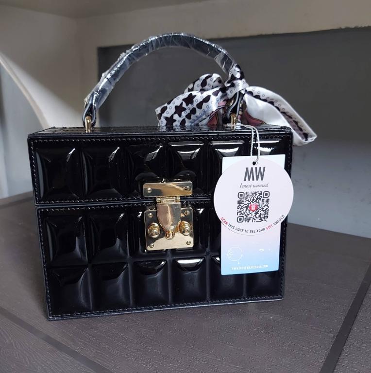 CLEARANCE PALUGI SALE MW Structured Vanity Bag Most Wanted a US brand