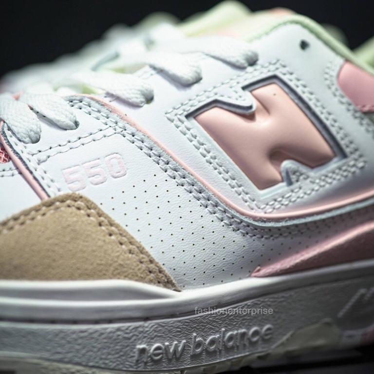 New Balance 550 White Pink