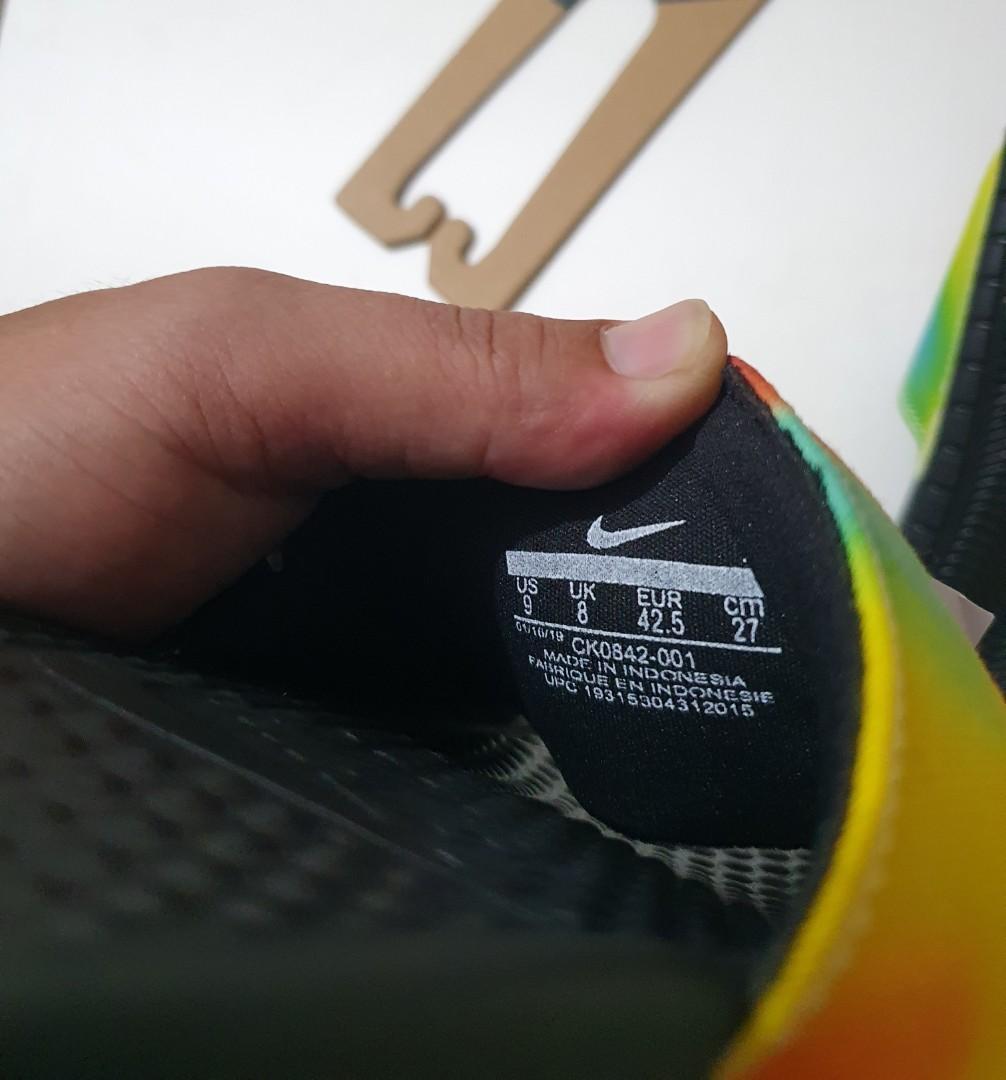 nike benassi tie dye