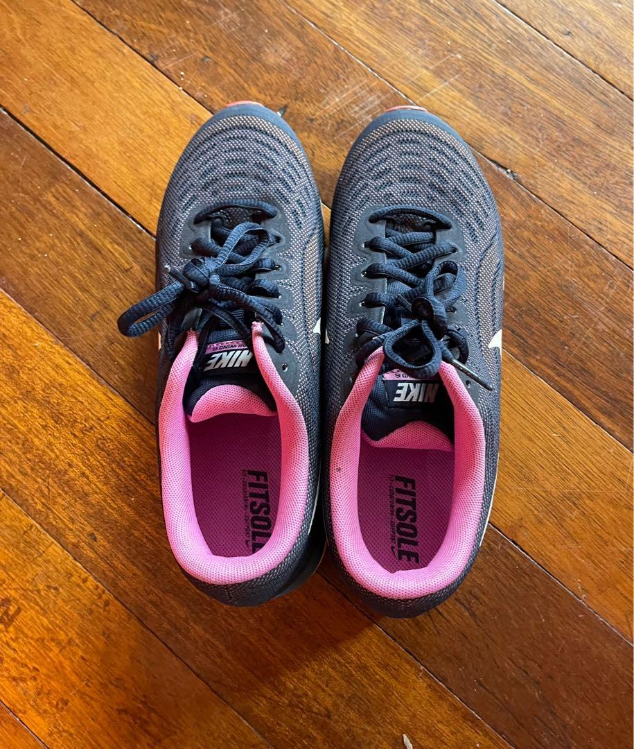 NIKE blackpink running shoes, Women's Fashion, Footwear, Sneakers on