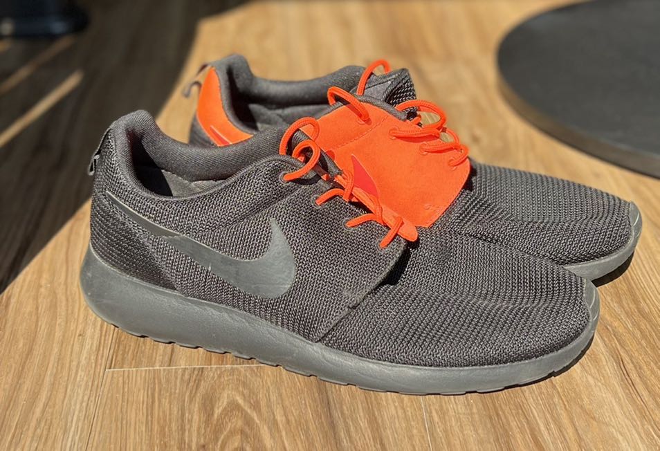 Nike flyknit roshe run qs online