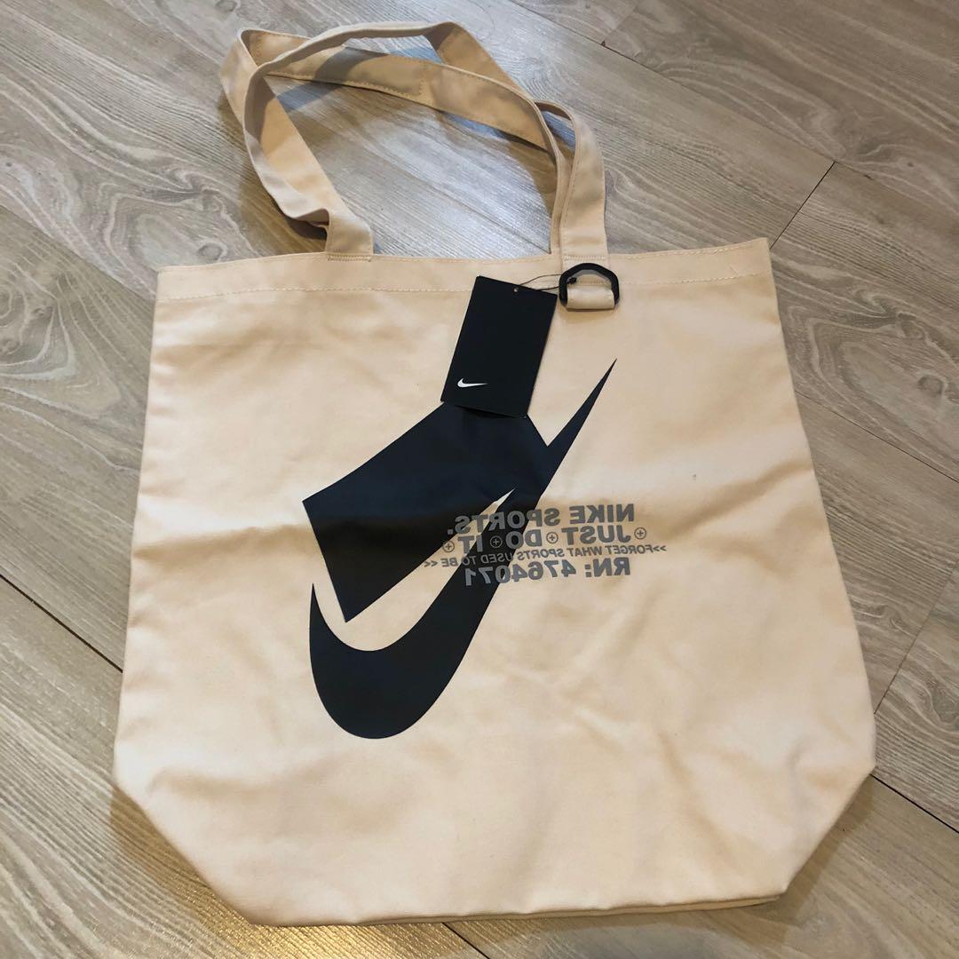 Nike Tote Bag, Men's Fashion, Bags 