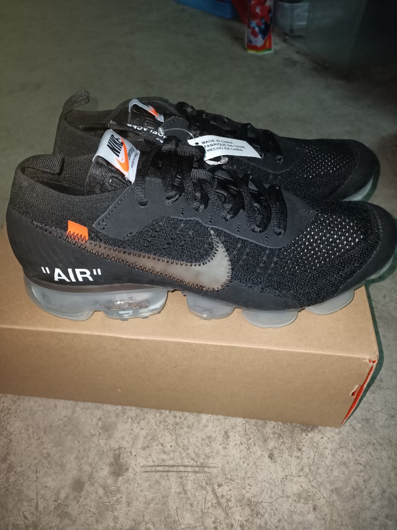 white vapormax size 9