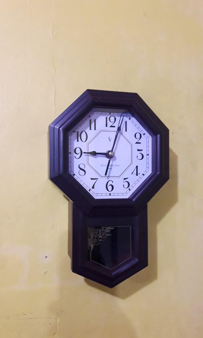 Pendulum clock ( vintage mini clock ) (Category: Clocks) located in Caloocan City. Submitted by great_2003 (Listing ID 1164726697, Image 2). Description: good running condition refurbished 1 pc double AA battery not included all plastic material octagonal design as is only wysiwyg.