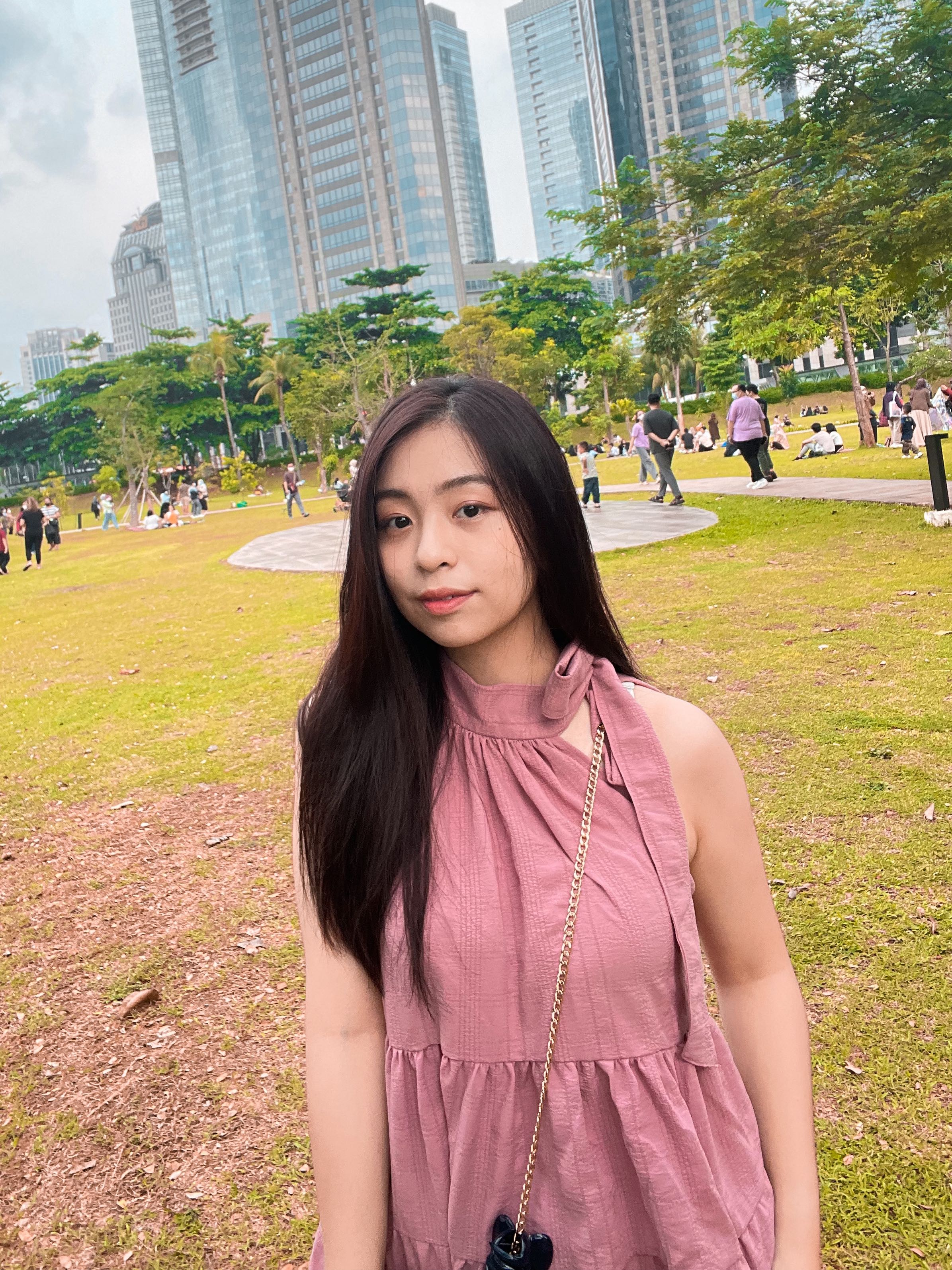 Pink gia set lunamoon label