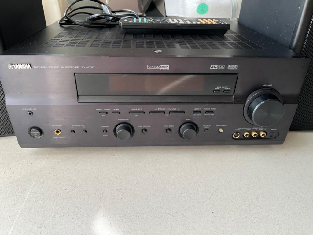 Powerful Yamaha RXV757 Receiver in good condition, Audio, Soundbars