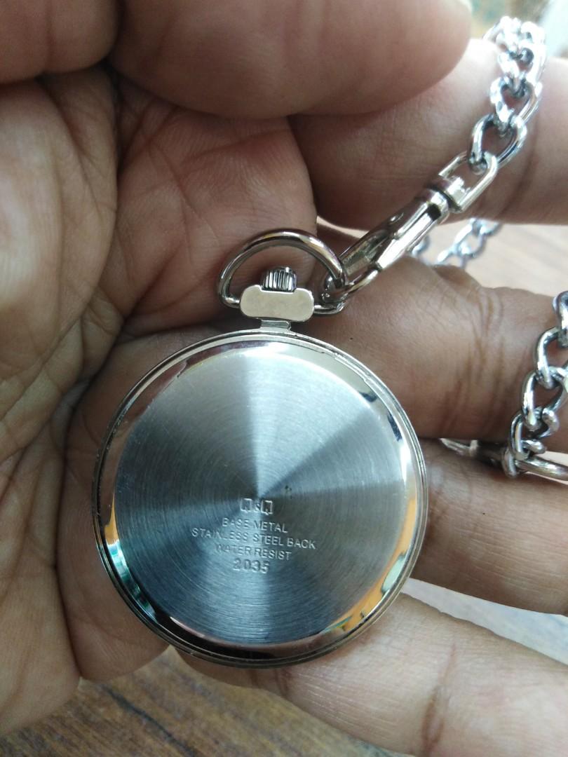 Q&q clearance pocket watch