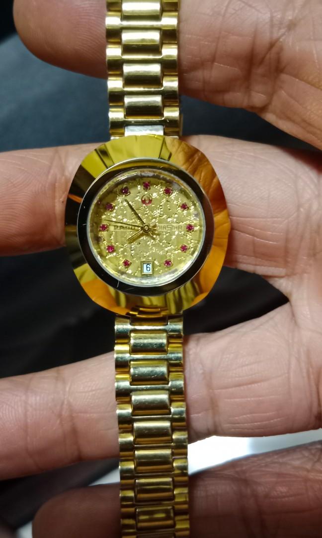 Jam deals rado perempuan