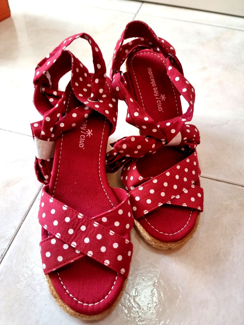 Red polka dot sandals outlet